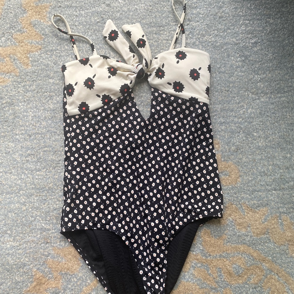 Oneill girls one piece